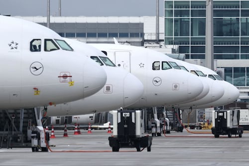 Iran, crisi carburante: restrizioni in 4 aeroporti italiani. A rischio i voli per l'estate