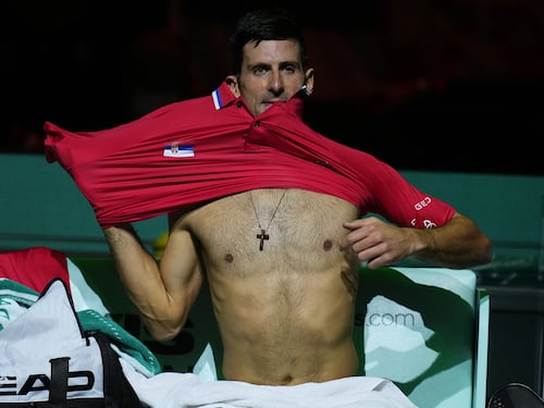 Djokovic può giocare senza vaccino e fa impazzire anche Zingaretti: "Uno schifo"