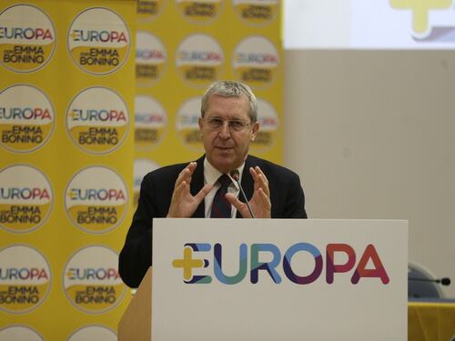 Della Vedova e gli oltre 300mila euro ricevuti da Soros: "Tutto vero, niente in cambio"