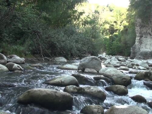 Precipitano nel fiume Orta: tragedia in Abruzzo. "Non è stata colpa di un selfie"