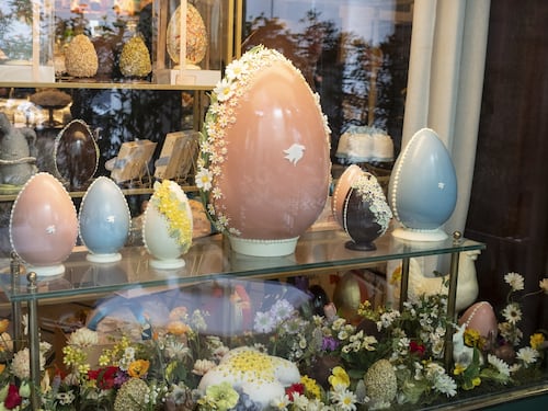 Pasqua, scattano i rincari: uova "d'oro" a 80 euro