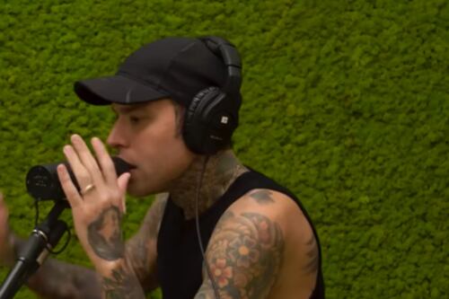 Fedez e Muschio Selvaggio, lo sfottò di Lucarelli e il fotomontaggio con Luis Sal