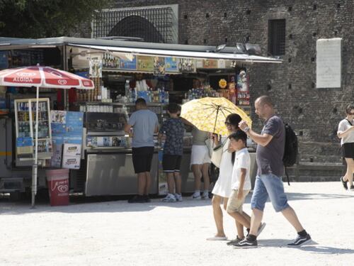 Meteo, ponte di Ferragosto all'insegna del caldo: quante e quali sono le città da bollino rosso
