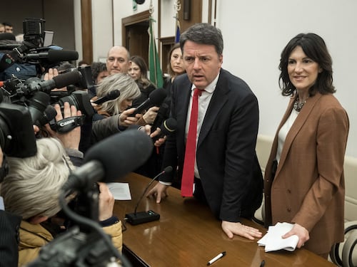 "Zitto e pensa a Peppa Pig". L'opposizione perde le staffe e insulta il meloniano