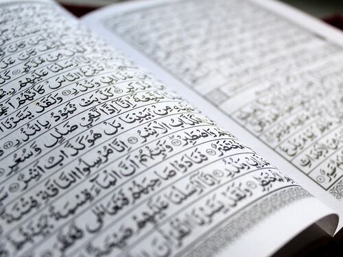 Pioltello, "irregolarità nella chiusura della scuola". Il caso Ramadan non si placa