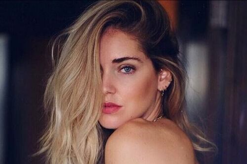 Chiara Ferragni scherza con Fedez sull'armadio di Cecilia Rodriguez e Ignazio Moser
