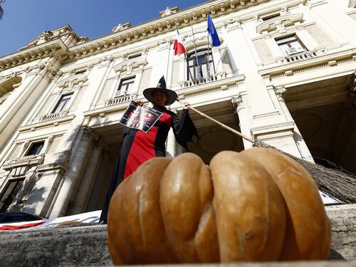 Sciopero flop della scuola: adesione più bassa dell'anno scorso