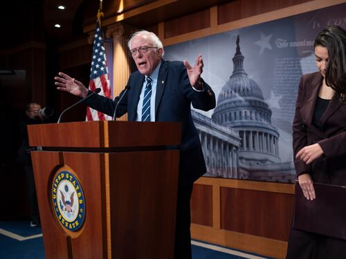Schlein e Fratoianni a lezione di patrimoniale dal loro idolo Sanders