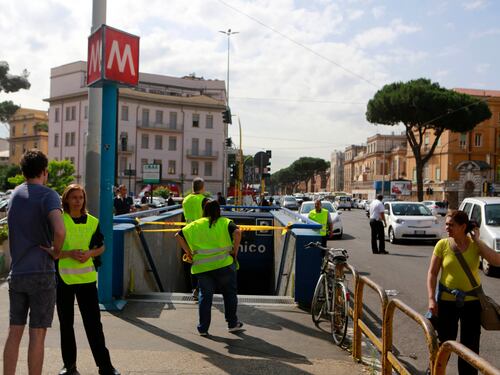 Roma, scoppio nella metro B: evacuata la stazione Policlinico