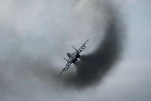 Aereo militare Usa si schianta nel Mediterraneo: "Cinque vittime". Le cause