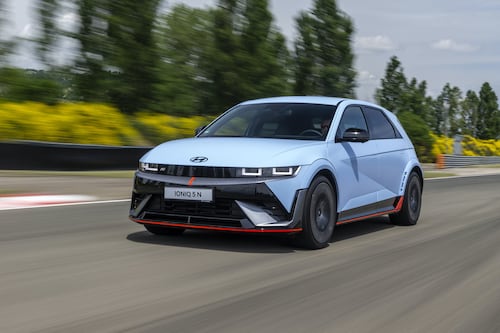 In pista con la Ioniq 5 N