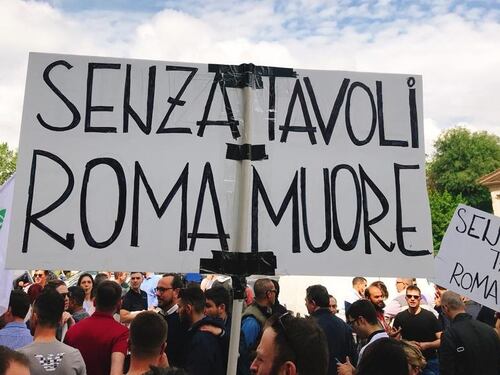 "Senza tavoli Roma muore", ore decisive per bar e ristoranti su strada