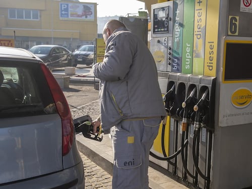 Rincaro dei carburanti, contro gli speculatori si muove l'Antitrust