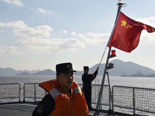 La Cina circonda Taiwan con 28 navi e fa decollare 89 jet da combattimento