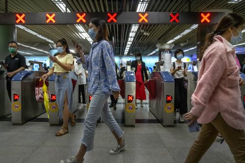 Cina, la crisi si riversa sui ragazzi: disoccupazione giovanile a cifre record