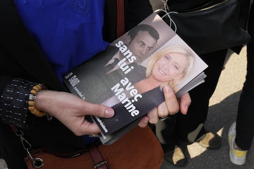 Elezioni presidenziali, ballottaggio tra Macron e Le Pen: vota la Francia ma trema l'Italia