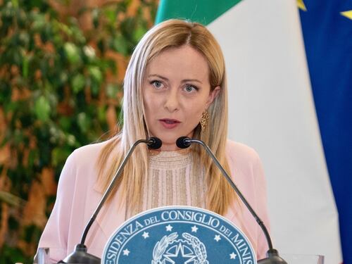 Meloni torna a Roma, registra la squadra e prepara il dossier Manovra