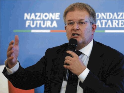 Report attacca ancora Carlo Fidanza con fatti vecchi e già smentiti