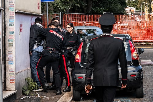 "Tor Bella" e Quarticciolo. Con i carabinieri nel cuore delle piazze di spaccio