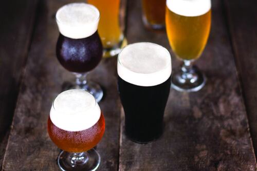 Largo alle Brut Ipa, le "birre-champagne": guida ai nuovi trend della birra artigianale