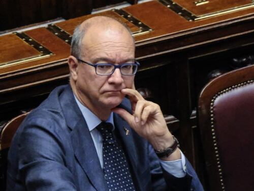 Valditara: "Garantire a studenti e famiglie scuole pienamente funzionanti"