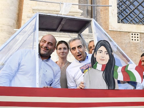 Gasparri e lo stadio della Roma che non si fa più: la Raggi è peggio di Nerone