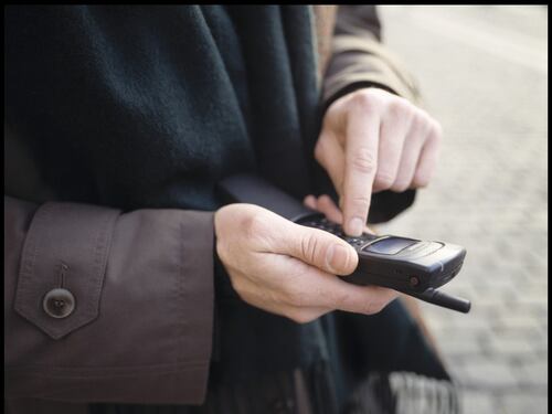 Venduto all'asta il primo sms della storia. Il prezzo è da capogiro