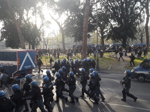 Trattati Roma, cortei e sit-in con l'incubo black bloc