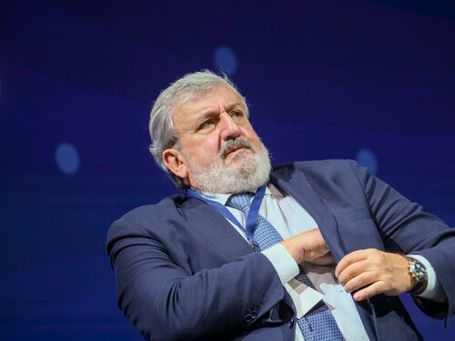 Esposto della Lega: "Troppe ombre in Puglia, basta col sistema Emiliano"