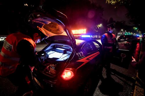 Capodanno, l'assembramento a Prato lo hanno fatto oltre cento cinesi