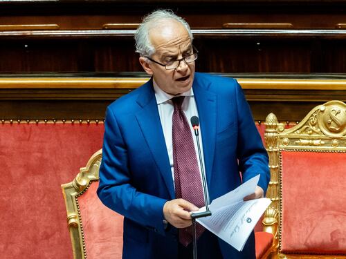 Niente sconti ai violenti. Piantedosi: "Ci vuole il fermo preventivo"
