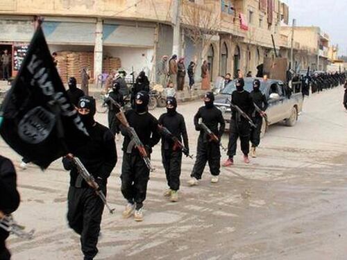 Francia, baby terroristi progettavano strage in un centro commerciale