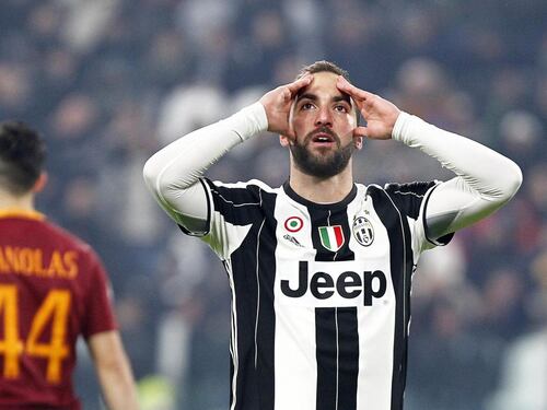 Higuain lancia la Juve in fuga e spegne i sogni della Roma