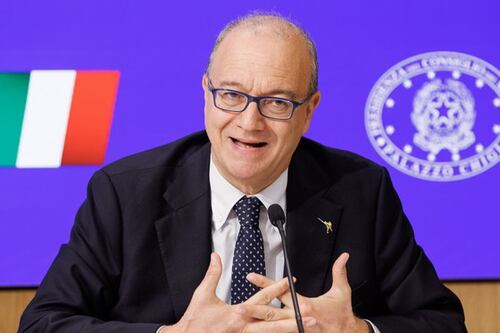 Cyberbullismo, Valditara sul decreto legislativo: "Importante tassello contro la violenza"
