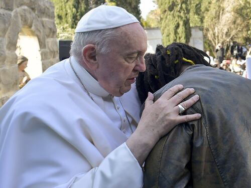 Migranti, i soldi del Vaticano a OpenArms. La Lega: "Sconvolgente"