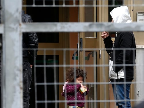 Dopo la rivolta parlano i Rom: "Non ci trattate come un virus letale"