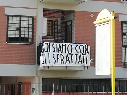 Case nelle cantine a Pietralata, protesta contro gli sgomberi