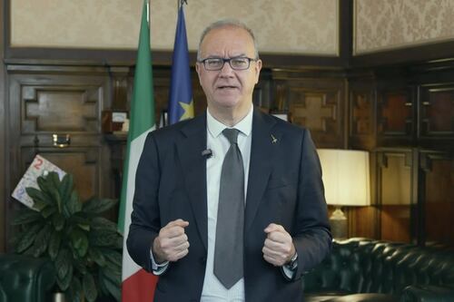Il ministro Valditara celebra il Tricolore: "Bandiera simbolo di unità"