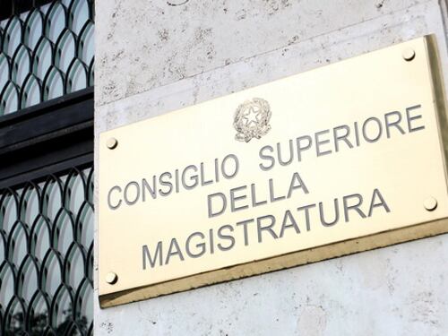 Giudice Apostolico, mossa "incredibile" del Csm: le toghe fanno quadrato