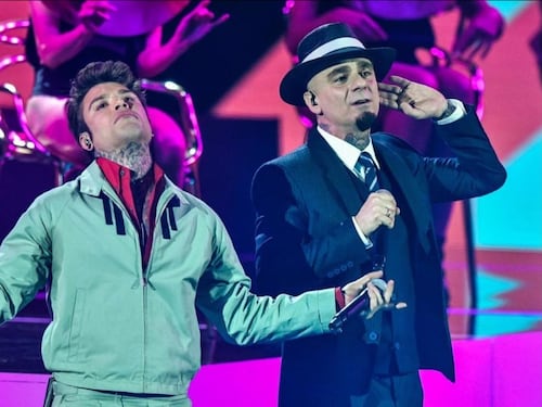 Fedez e J-Ax sono "Sconosciuti da una vita"