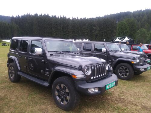 La Jeep Wrangler mette la quarta