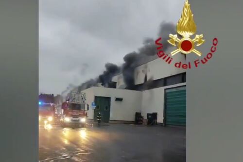 Roma, spento il maxi incendio di Malagrotta. Riflettori sulle cause del rogo