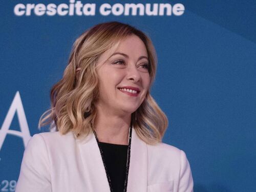 Piano Mattei, la priorità di Meloni: "Chi dobbiamo sconfiggere"