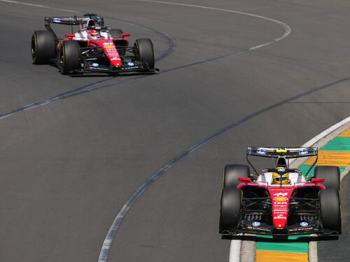Formula 1, Russell in pole in Australia. Prima fila tutta Mercedes, Ferrari lontane otto decimi