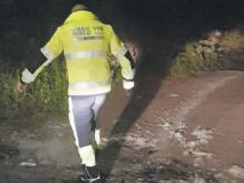 Furti e aggressioni dei rom non si fermano. Ora anche sassaiole e bottiglie contro le ambulanze