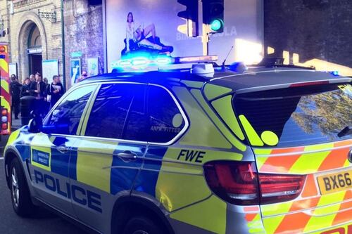 Londra violenta, due sparatorie in un'ora: morta una 17enne, grave un ragazzo