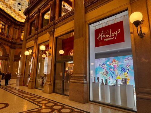 Roma, primo flop in Galleria Sordi. Hamleys "fuori dai giochi"