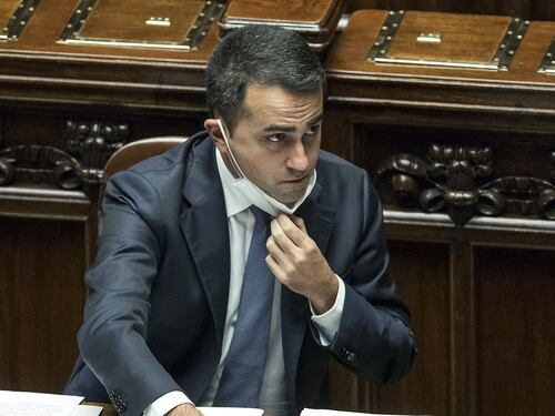Ma quale taglio allo stipendio. Storace smaschera Di Maio: balle sull'indennità