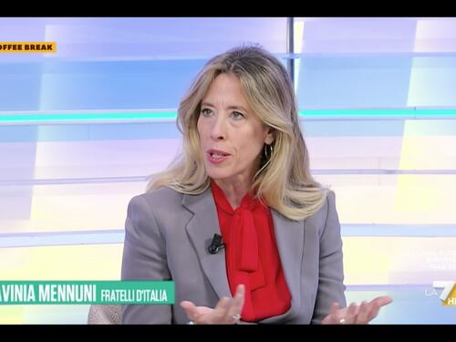Coffee Break, Mennuni seppellisce l’Europa: “Case green? Ideologia isterica”