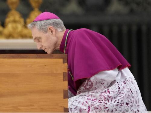 Benedetto XVI, padre Georg attacca Papa Francesco: "Io scioccato. Quando mi congedò..."